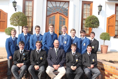 Oakdale-toutrekspan gaan oorsee